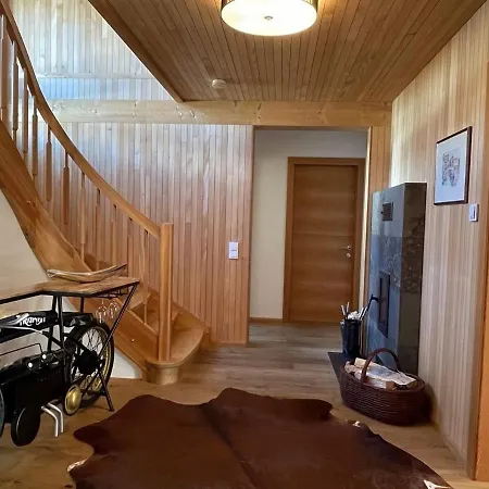 בית נופש Landhaus Lignum *